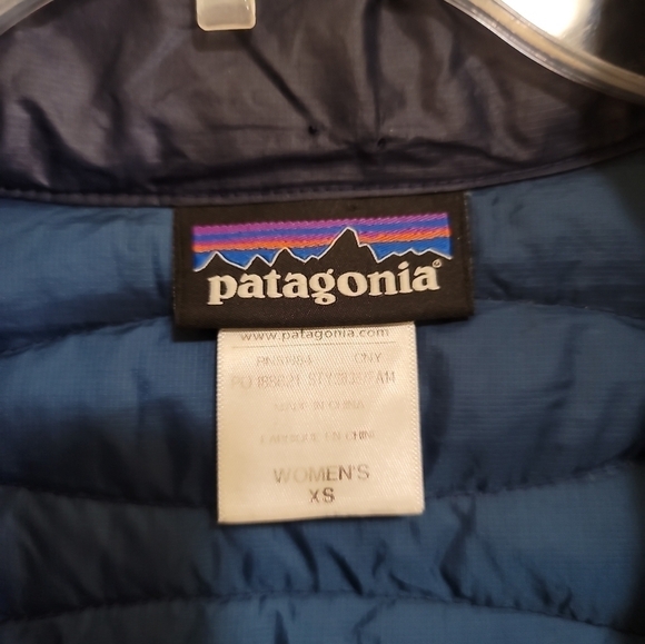 Patagonia Fiona Down Parka Coat Navy Blue XS Zip Front Interior Pockets Puffer - Picture 9 of 11